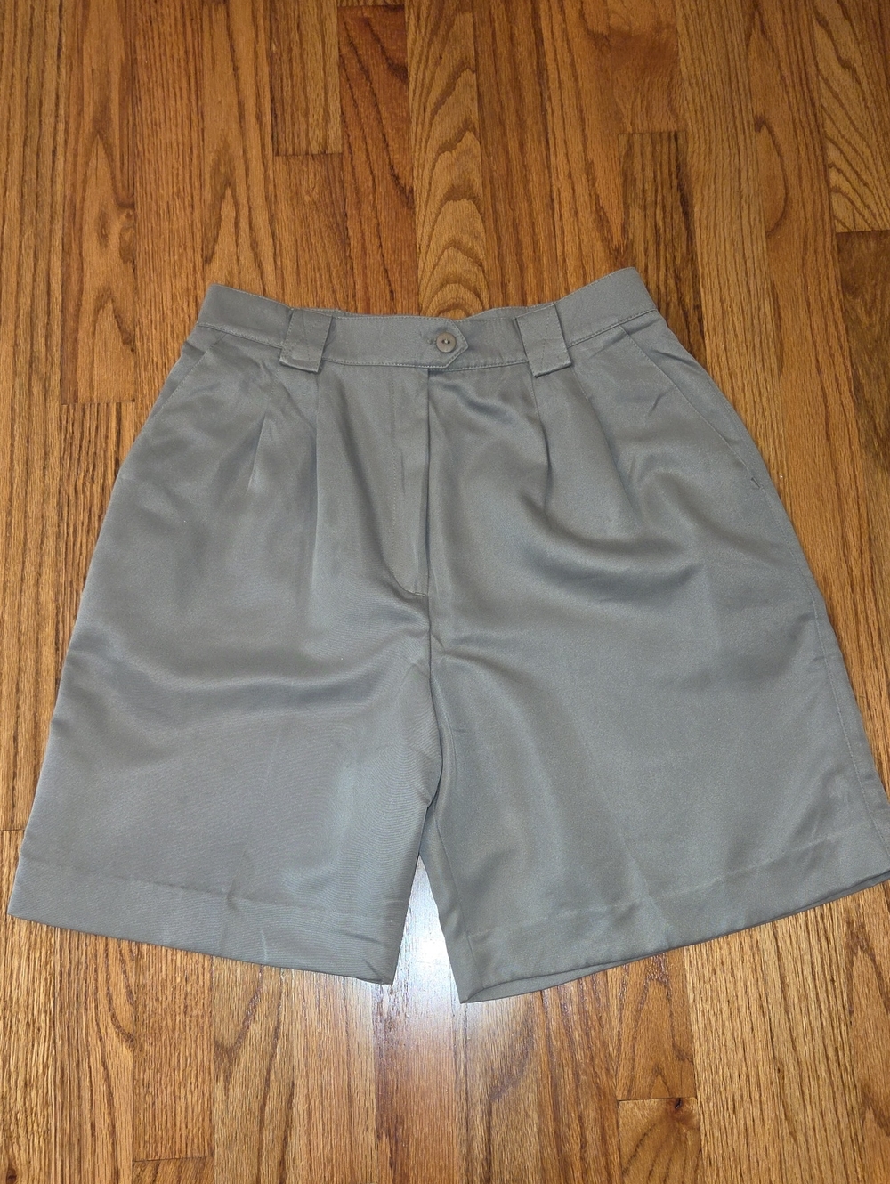 Vtg Tail Taupe Pleated Hi-waist Bermuda Shorts Size: 12
